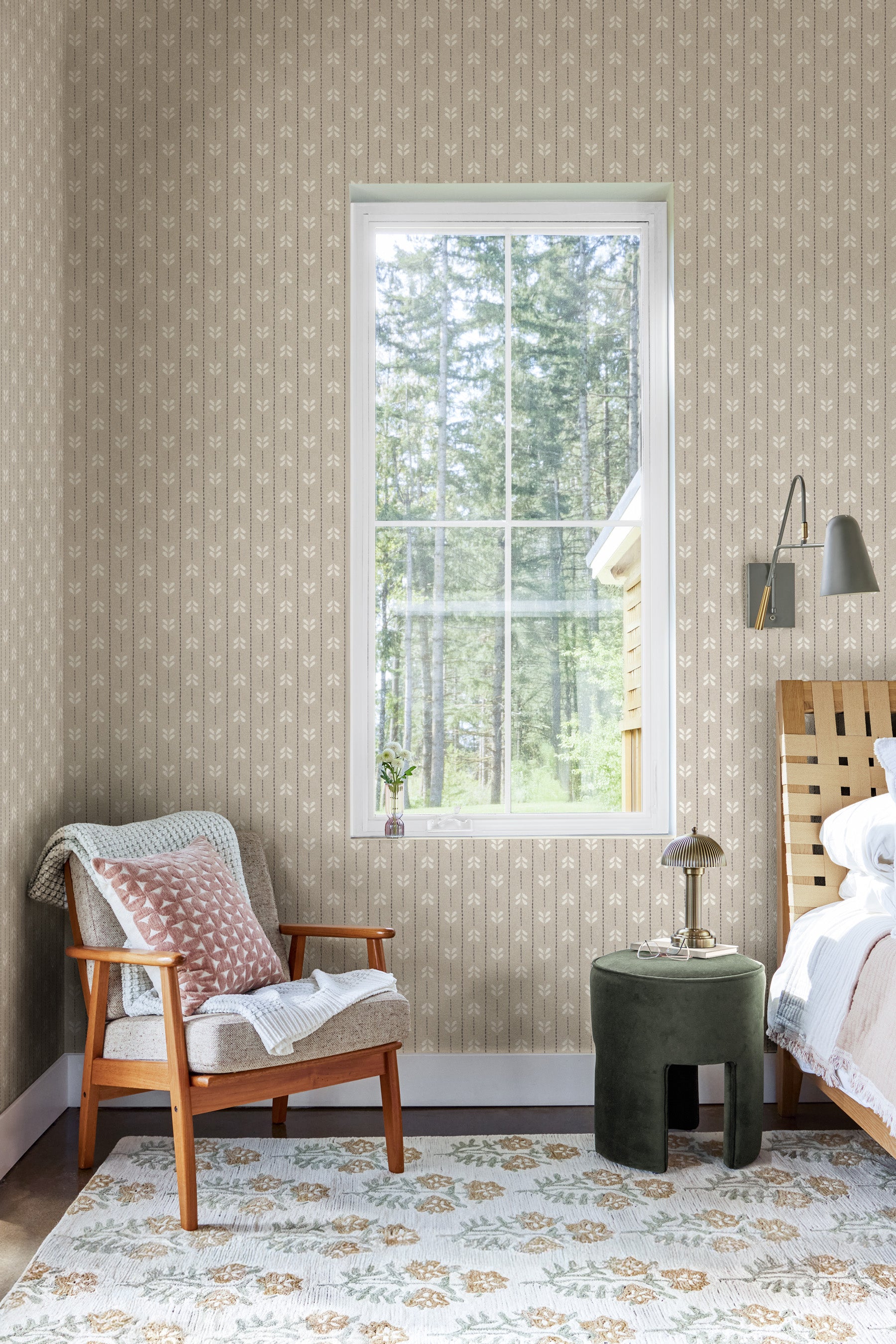 Lark Linen Wide Lifestyle Image
