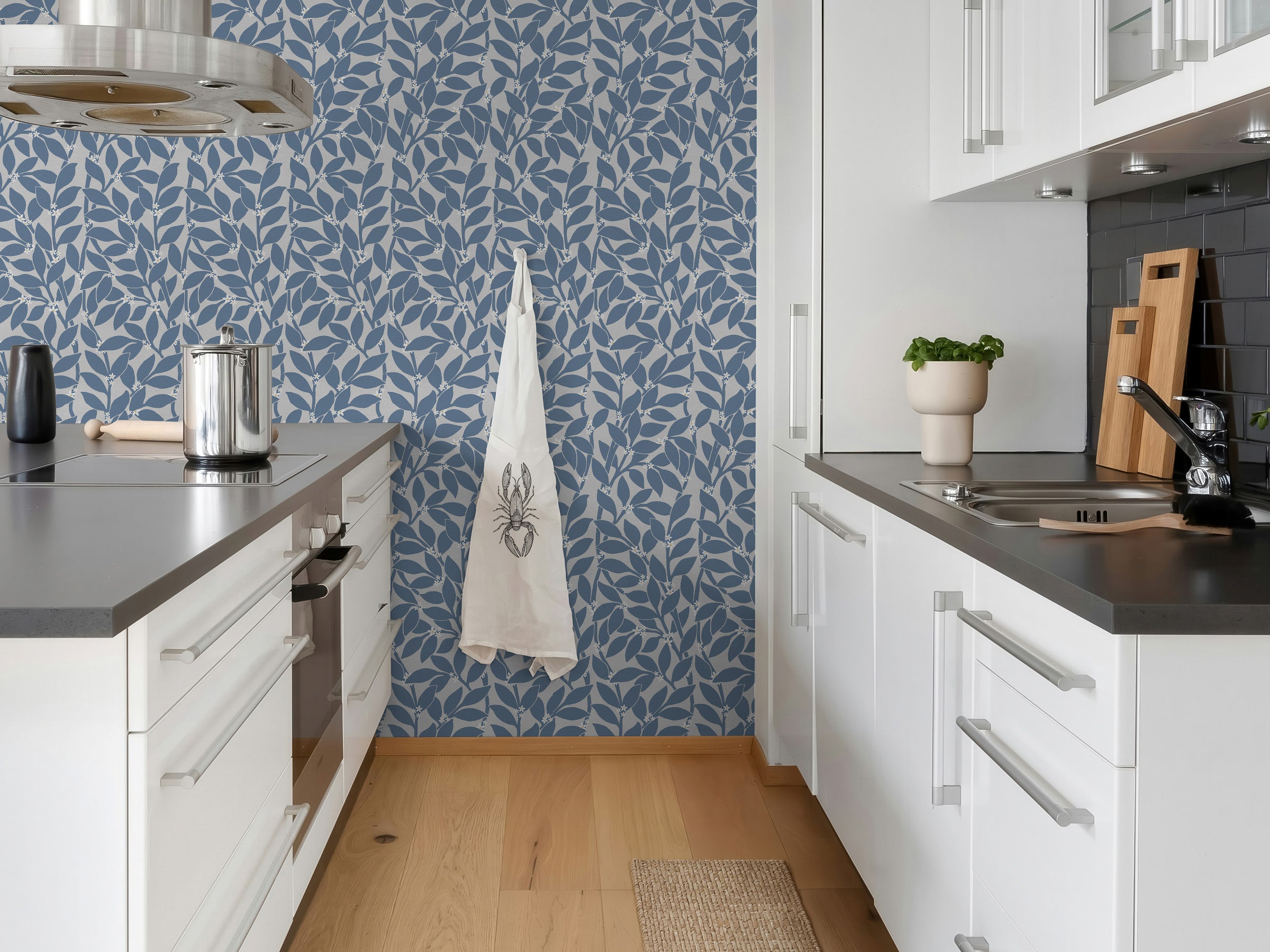 Citrus Grove Soft Navy - White flowers